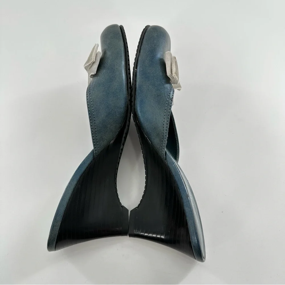 Connie heels size 6 metallic blue faux leather box slip on mule wedges 90s Y2k